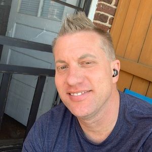 Meet your Posher, Collin